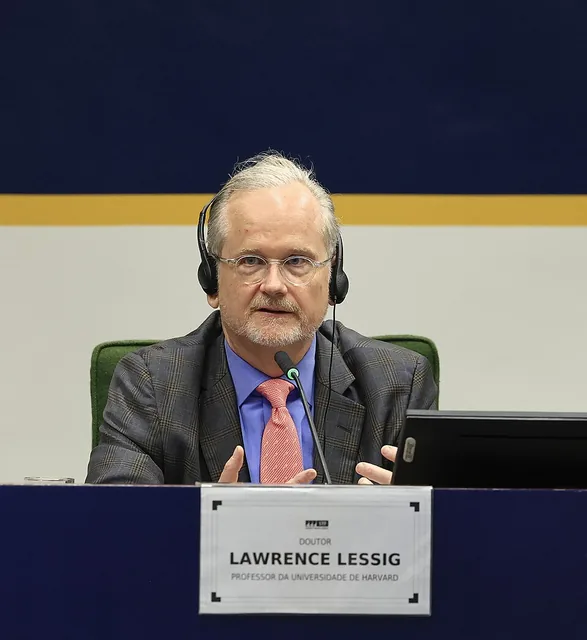 Portrait of Lawrence Lessig